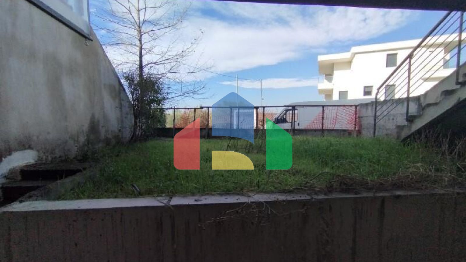 Продаж - Таунхаус 176 m² в передмісті Салонік