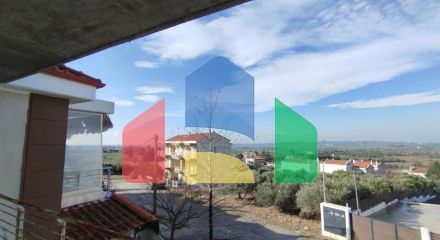 Продаж - Таунхаус 176 m² в передмісті Салонік