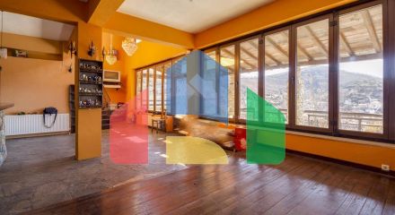 For Sale - Commercial property 160 m² in the suburbs of Thessaloniki