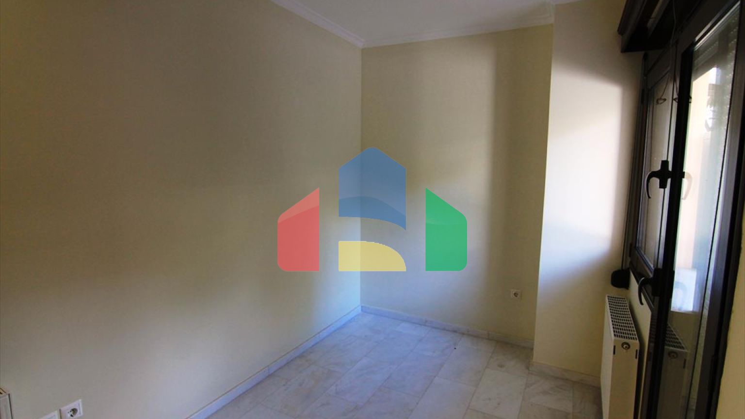 Продаж - Таунхаус 220 m² в передмісті Салонік