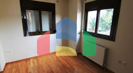 Продаж - Таунхаус 220 m² в передмісті Салонік