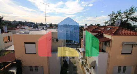 Продаж - Таунхаус 220 m² в передмісті Салонік