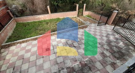 Продаж - Котедж 200 m² в передмісті Салонік