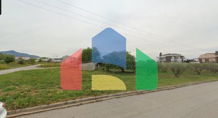 Продаж - Земельна ділянка 2000 m² в передмісті Салонік
