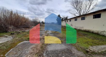 Продаж - Комерційна нерухомість 650 m² в передмісті Салонік