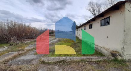 Продаж - Комерційна нерухомість 650 m² в передмісті Салонік