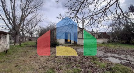 Продаж - Комерційна нерухомість 650 m² в передмісті Салонік