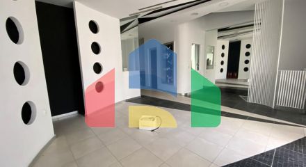For Sale - Commercial property 40 m² in the suburbs of Thessaloniki
