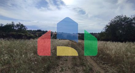 Продаж - Земельна ділянка 4182 m² в передмісті Салонік