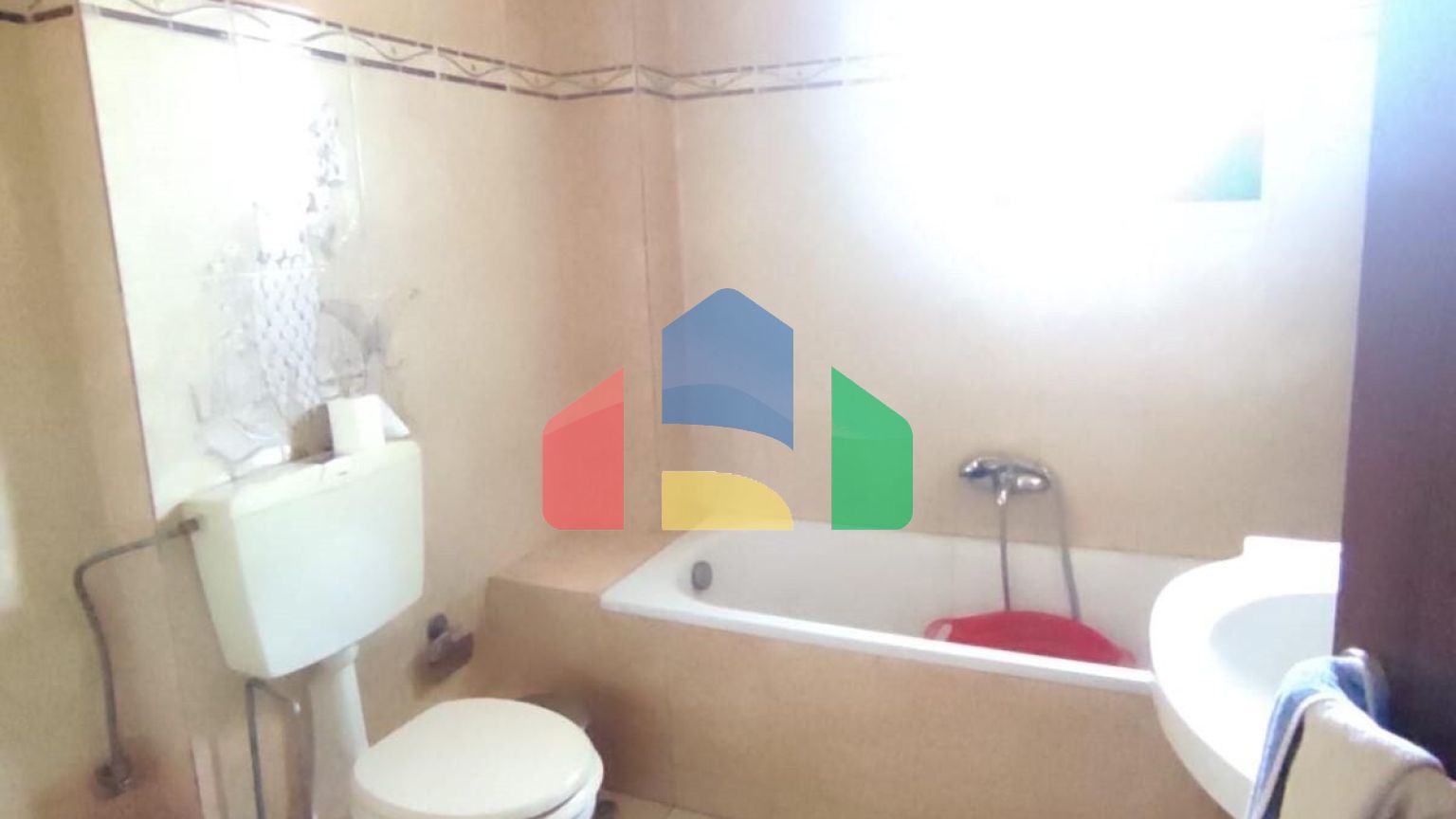 Продаж - Котедж 280 m² в передмісті Салонік