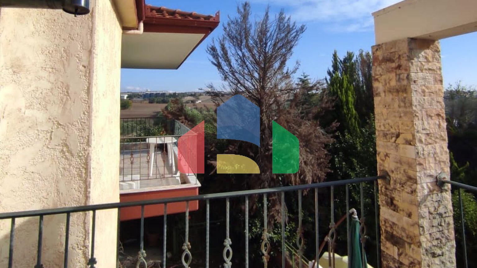 Продаж - Котедж 280 m² в передмісті Салонік