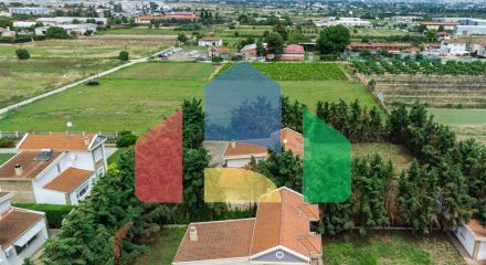 Продаж - Котедж 270 m² в передмісті Салонік