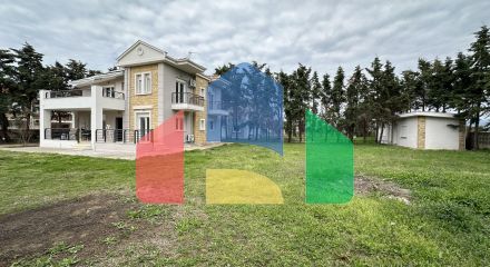 Продаж - Котедж 270 m² в передмісті Салонік