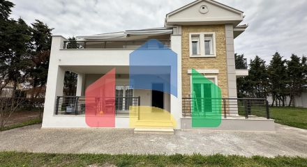 Продаж - Котедж 270 m² в передмісті Салонік