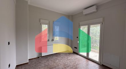 Продаж - Котедж 270 m² в передмісті Салонік