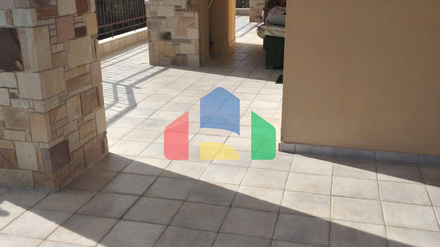 Продаж - Котедж 340 m² в передмісті Салонік