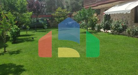 Продаж - Котедж 340 m² в передмісті Салонік