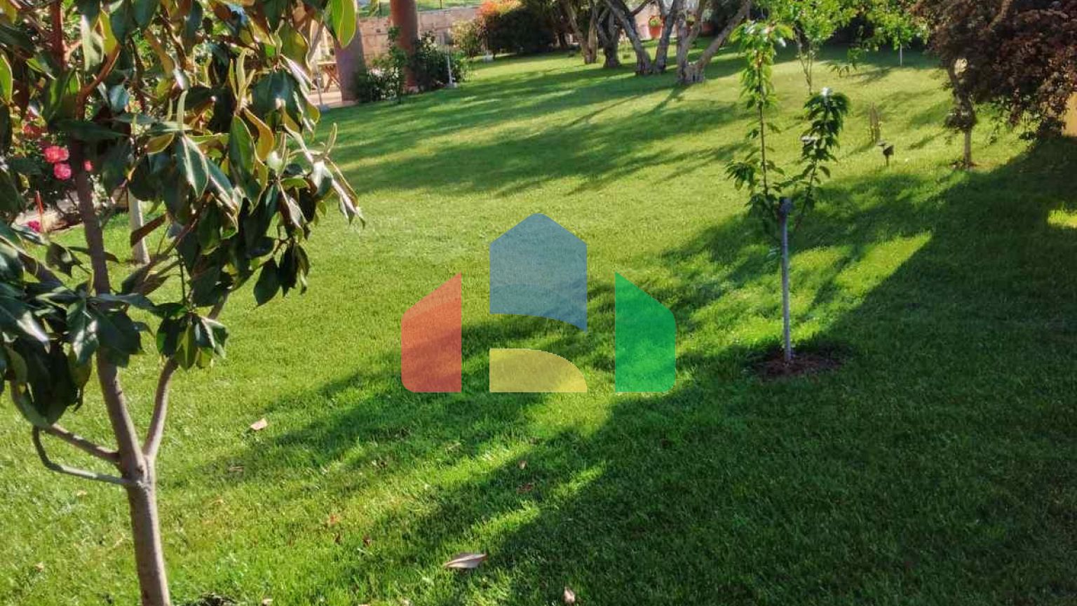 Продаж - Котедж 340 m² в передмісті Салонік