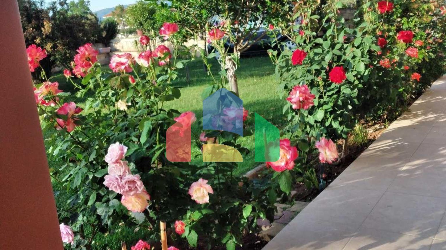 Продаж - Котедж 340 m² в передмісті Салонік