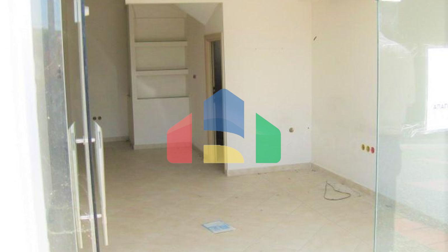 Продажа - Здание 525 m² в пригороде Салоник