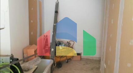 Продажа - Здание 525 m² в пригороде Салоник