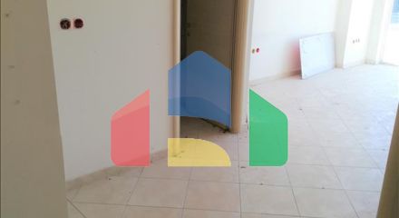 Продажа - Здание 525 m² в пригороде Салоник