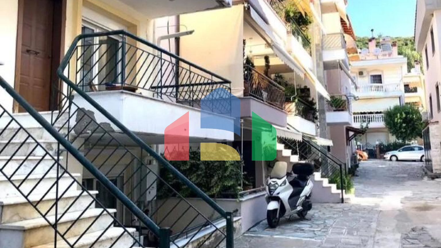 Продаж - Таунхаус 200 m² в передмісті Салонік