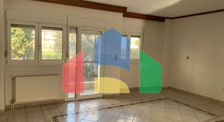 Продаж - Котедж 380 m² в передмісті Салонік