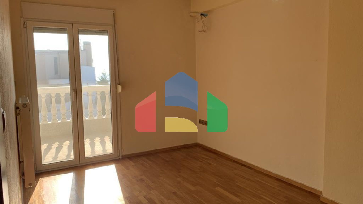 Продаж - Котедж 380 m² в передмісті Салонік