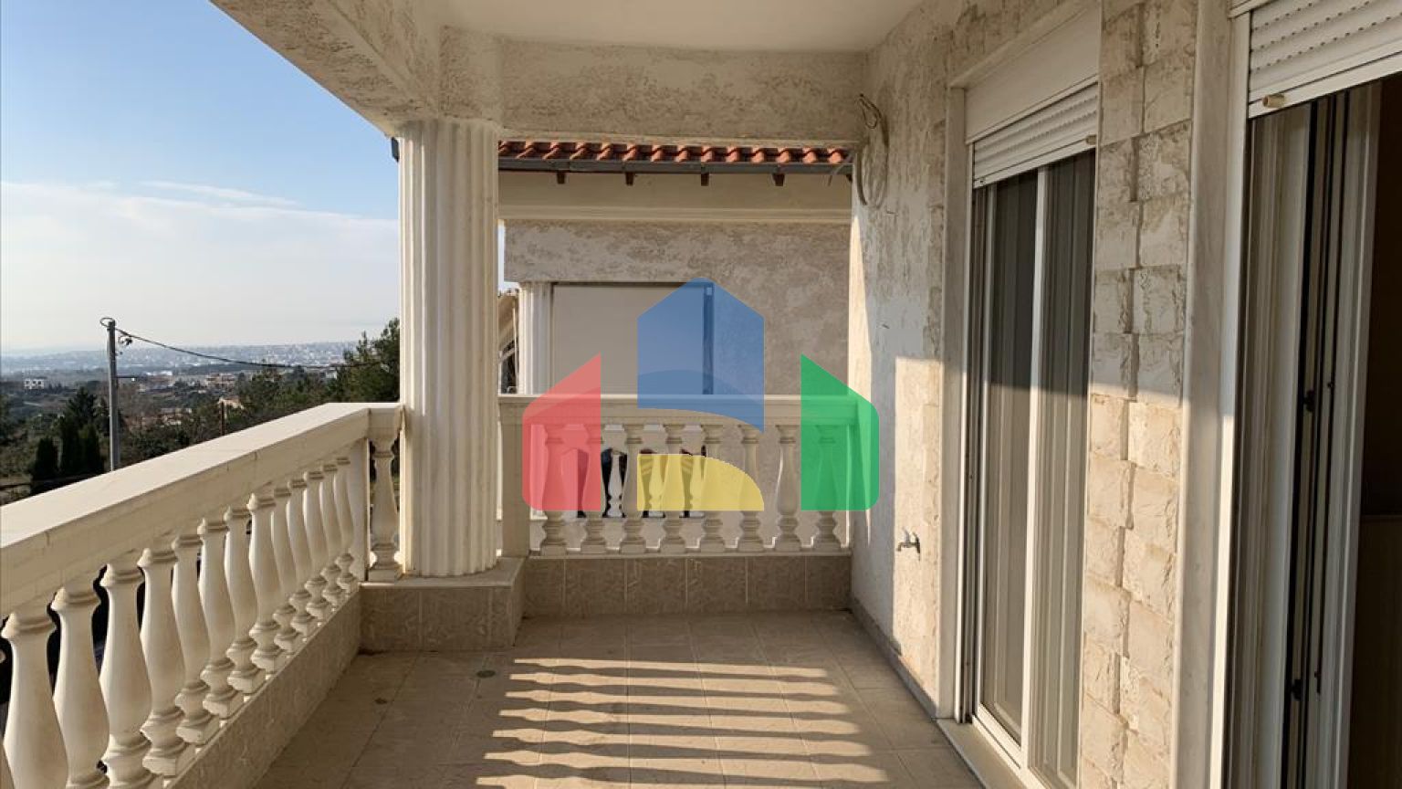 Продаж - Котедж 380 m² в передмісті Салонік