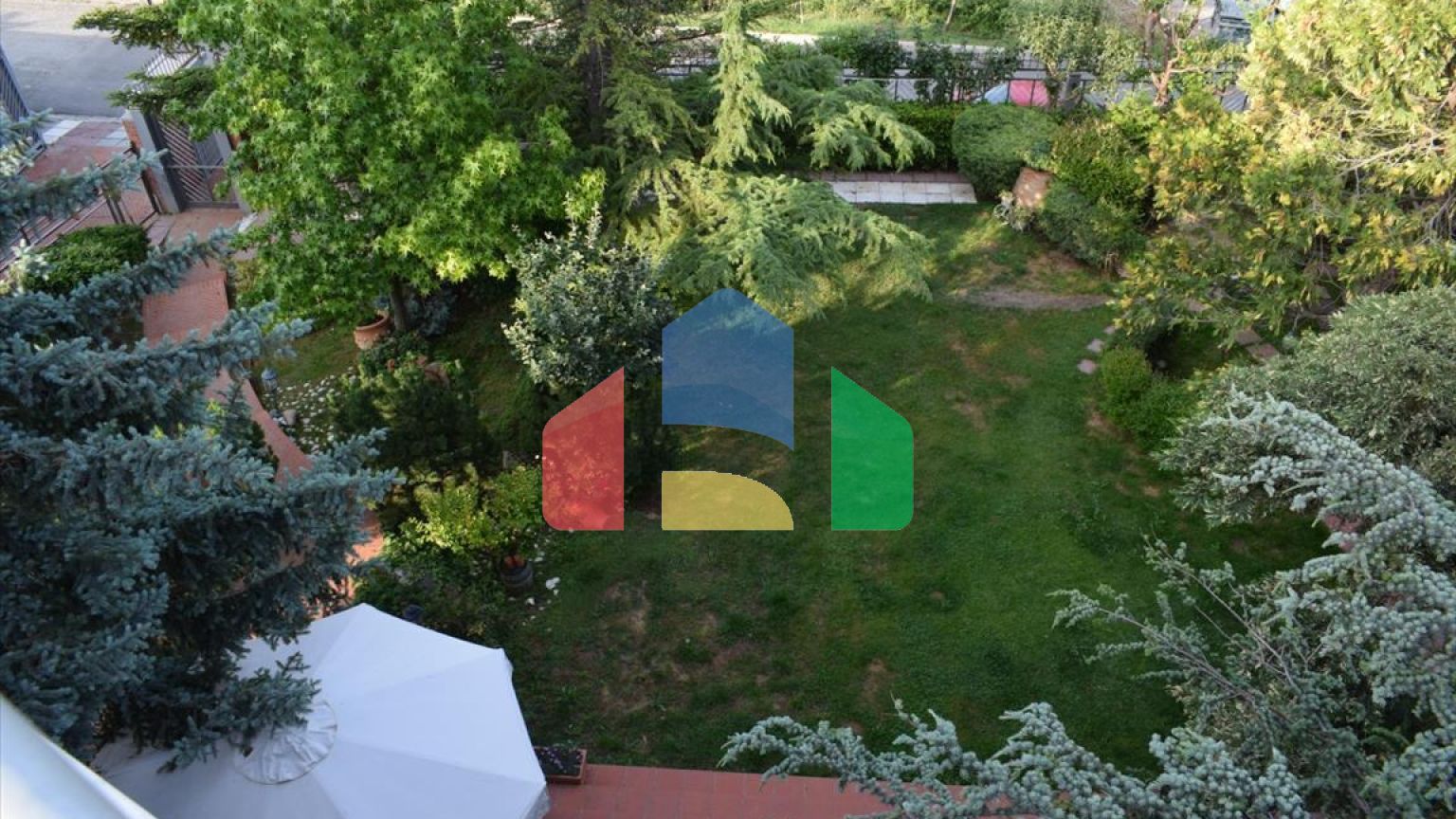 Продажа - Вилла 500 m² в пригороде Салоник