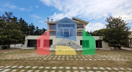 Продажа - Вилла 1050 m² в пригороде Салоник