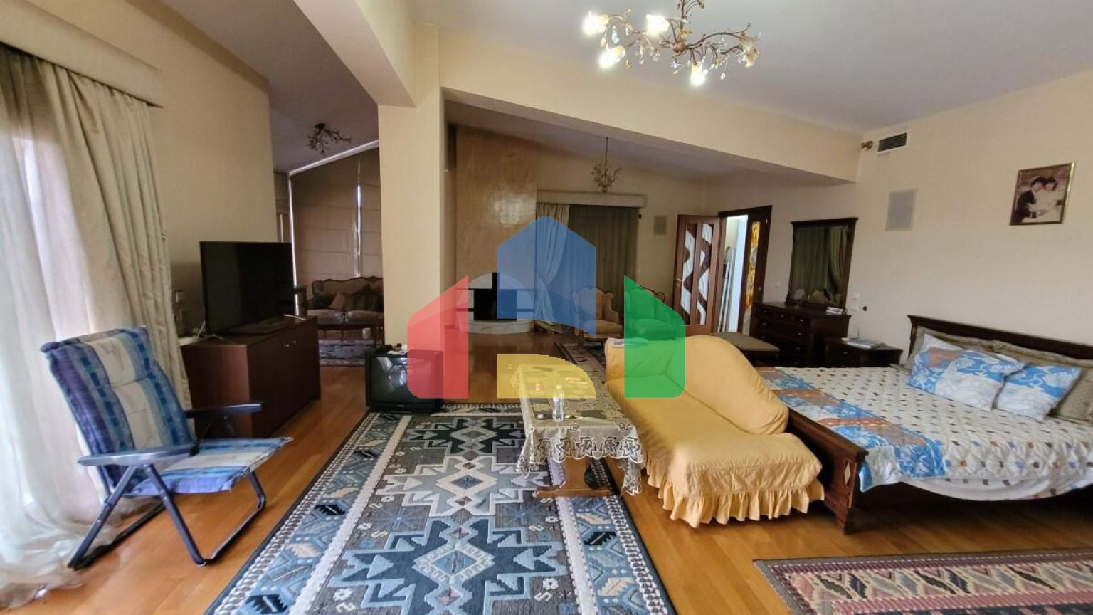 Продажа - Вилла 1050 m² в пригороде Салоник