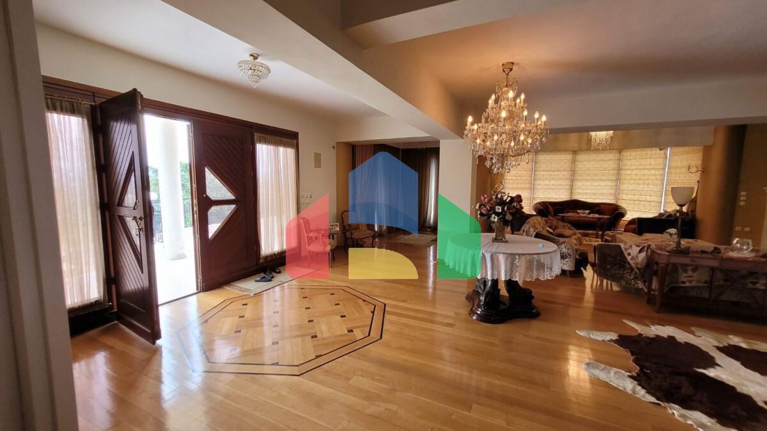 Продажа - Вилла 1050 m² в пригороде Салоник