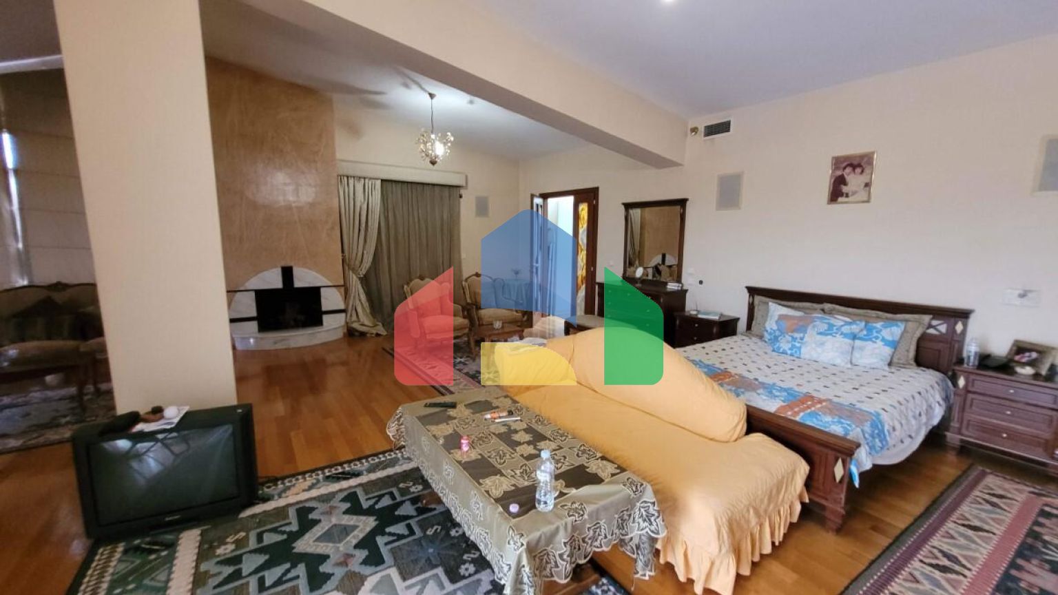 Продажа - Вилла 1050 m² в пригороде Салоник