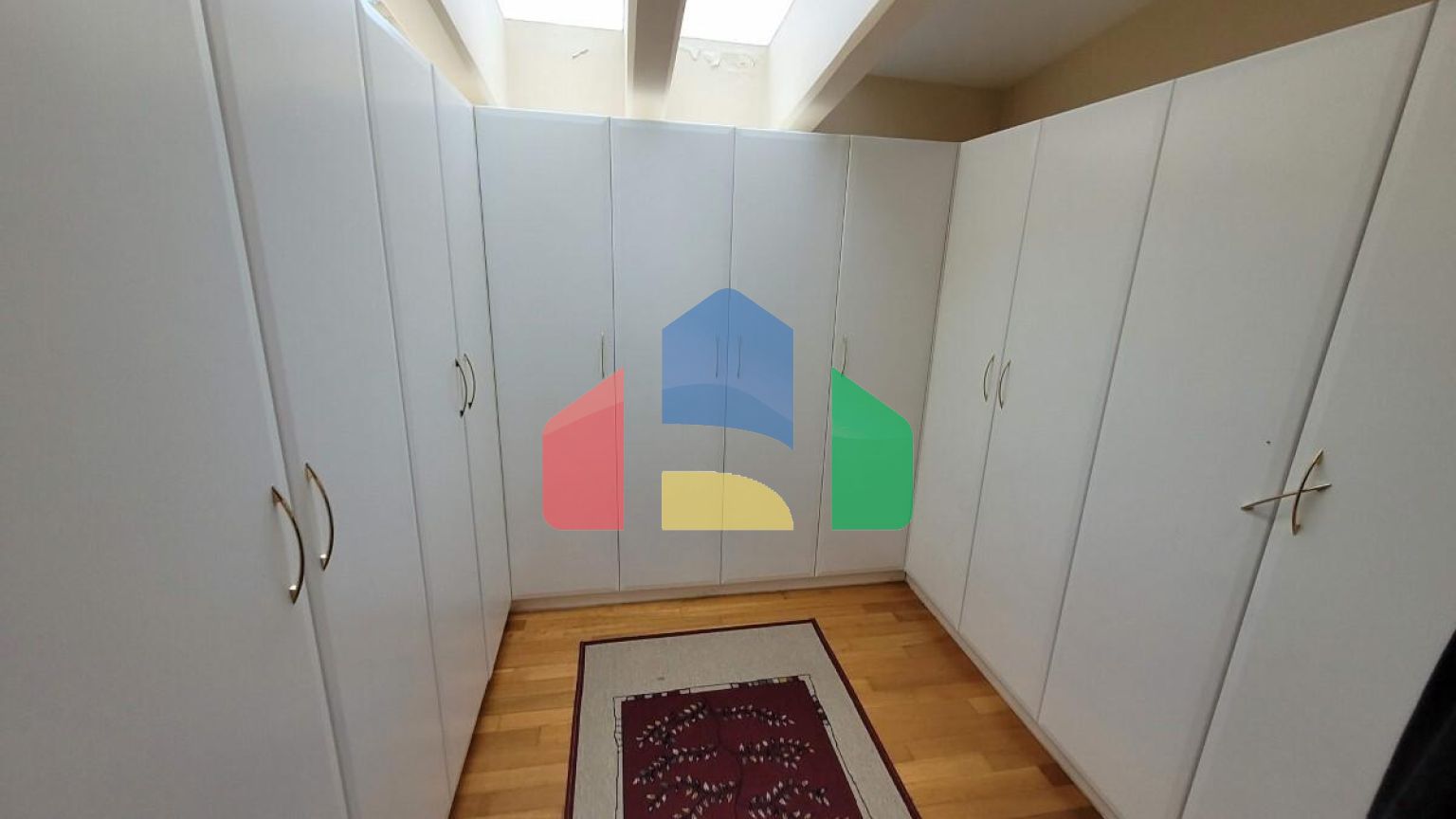 Продажа - Вилла 1050 m² в пригороде Салоник