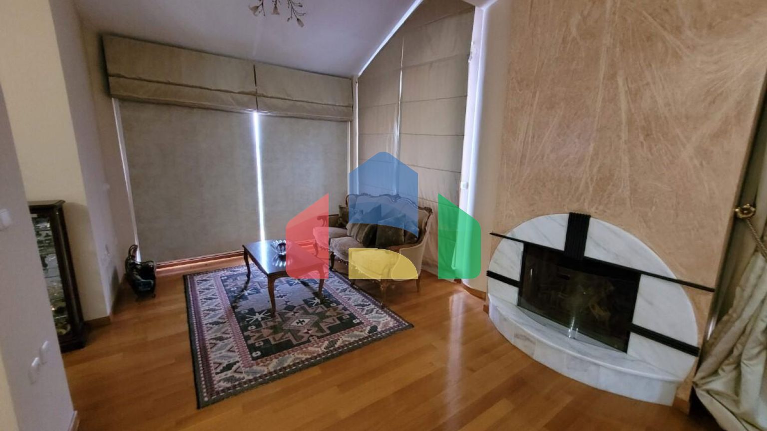 Продажа - Вилла 1050 m² в пригороде Салоник