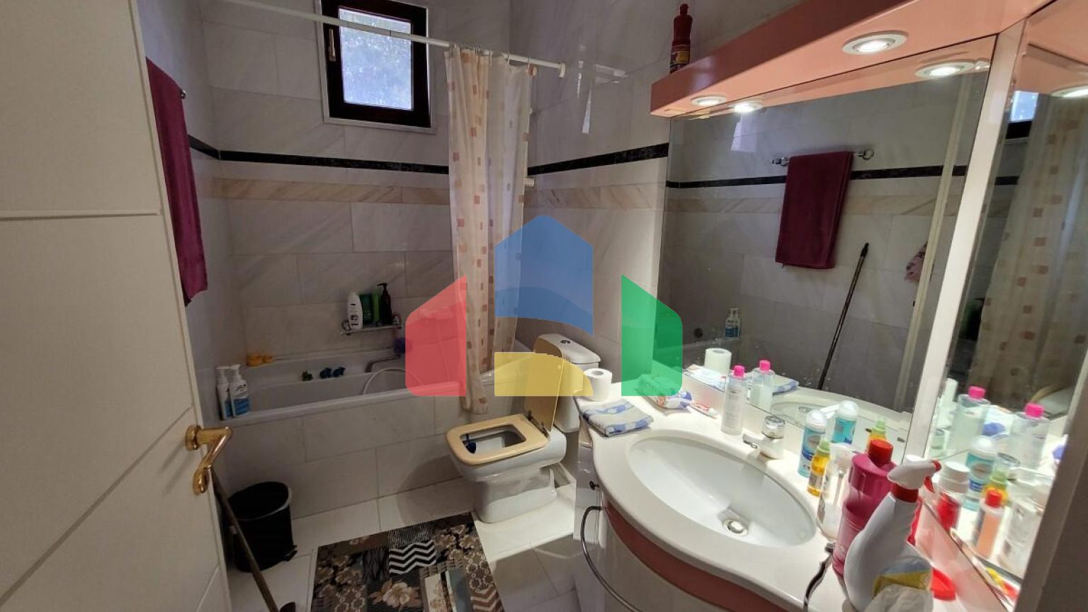 Продажа - Вилла 1050 m² в пригороде Салоник