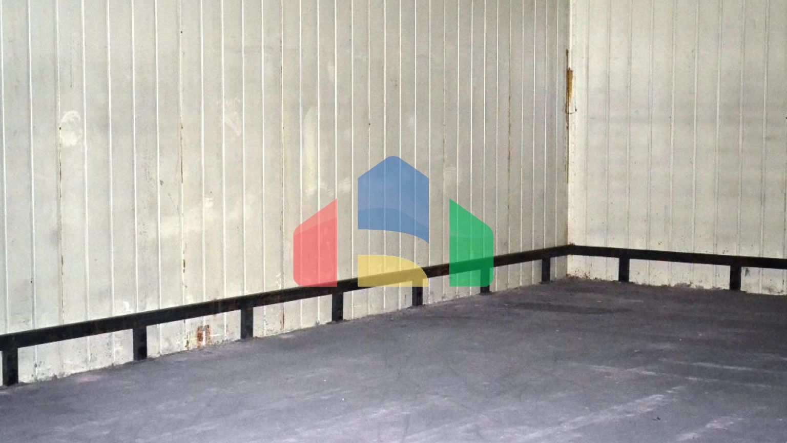 Продаж - Комерційна нерухомість 1800 m² в передмісті Салонік