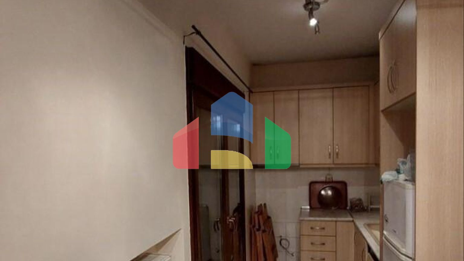 Продаж - Таунхаус 101 m² в передмісті Салонік