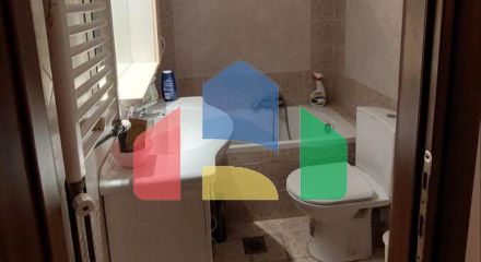 Продаж - Таунхаус 101 m² в передмісті Салонік