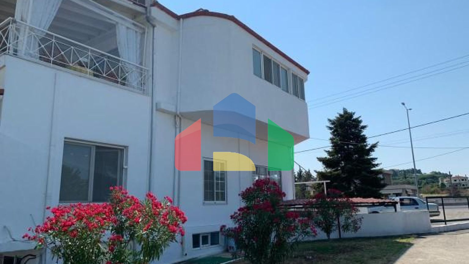 Продаж - Котедж 546 m² в передмісті Салонік