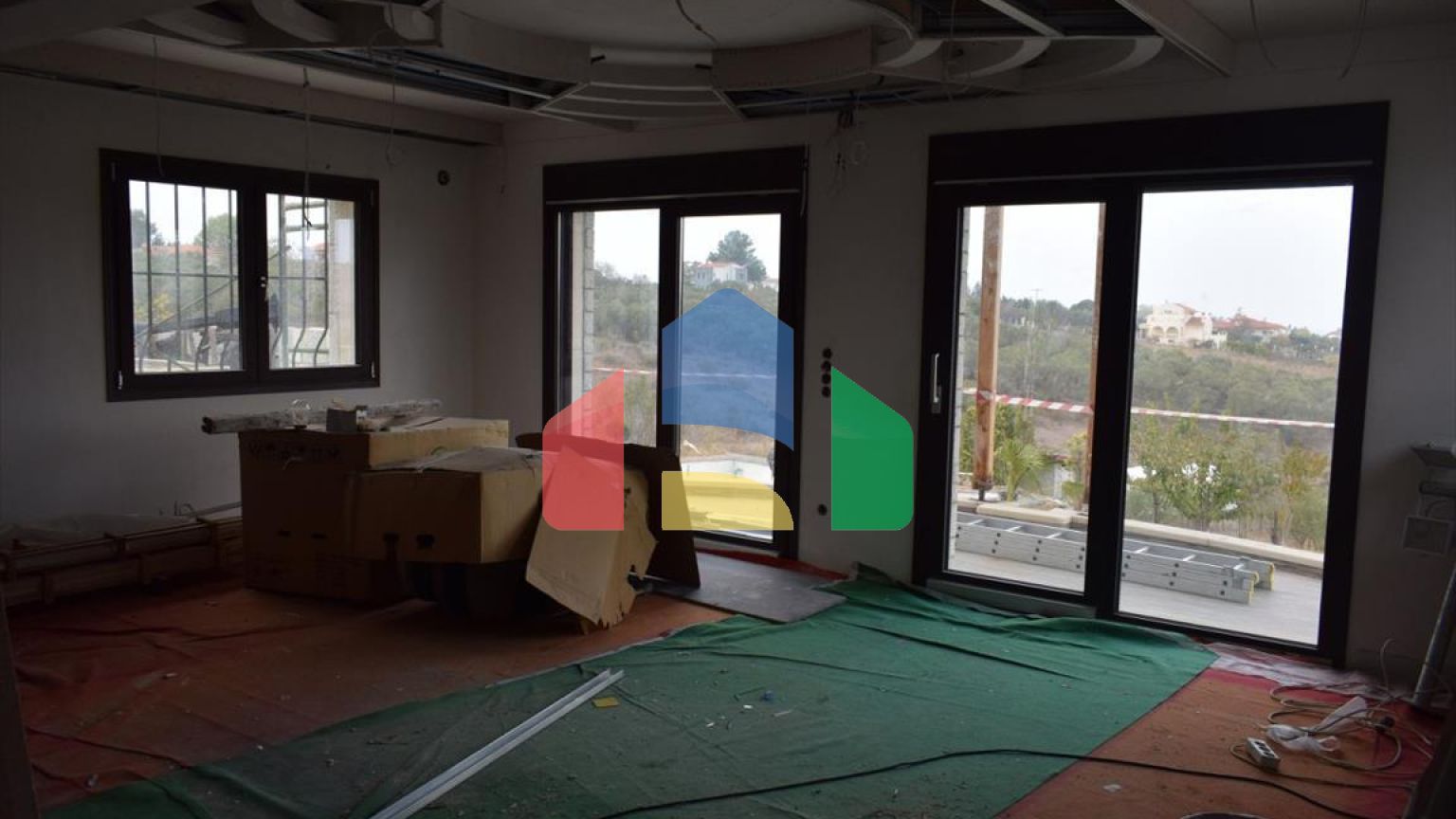 Продажа - Вилла 600 m² в пригороде Салоник