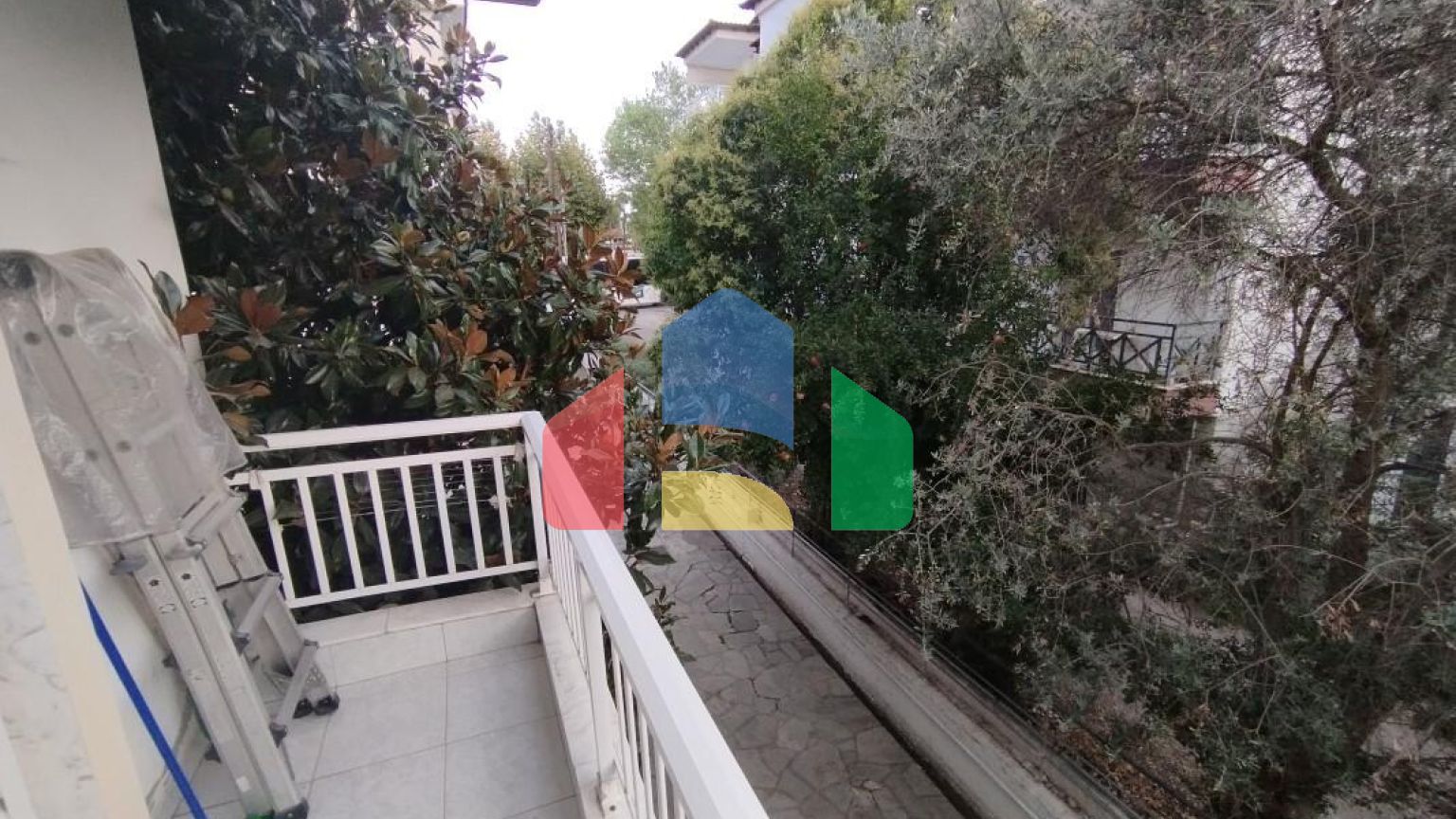 Продажа - Таунхаус 101 m² в пригороде Салоник