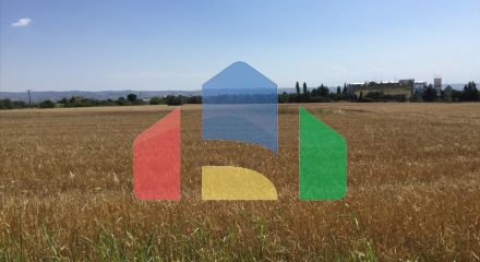 Продаж - Земельна ділянка 16000 m² в передмісті Салонік