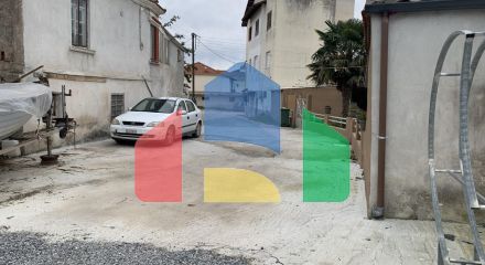For Sale - Land 300 m² in the suburbs of Thessaloniki