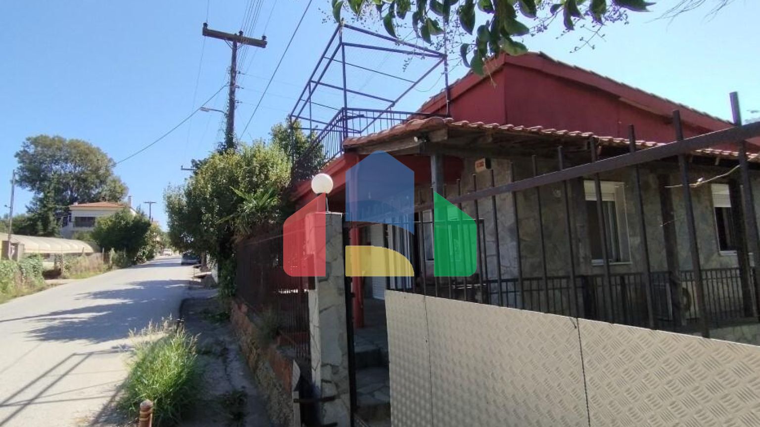 Продаж - Котедж 90 m² в передмісті Салонік