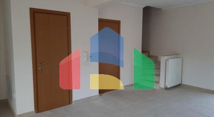 Продажа - Таунхаус 130 m² в пригороде Салоник