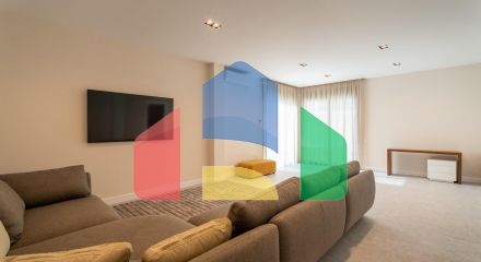 Продаж - Вілла 300 m² в передмісті Салонік
