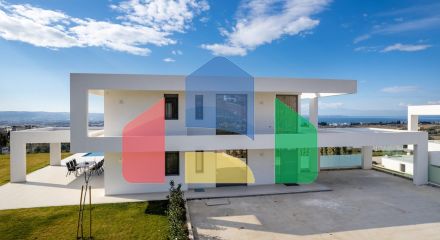 Продажа - Вилла 300 m² в пригороде Салоник